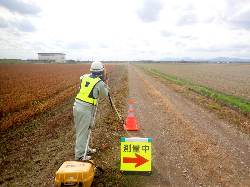 石狩川改修工事の内 千歳川漁太築堤用地測量業務